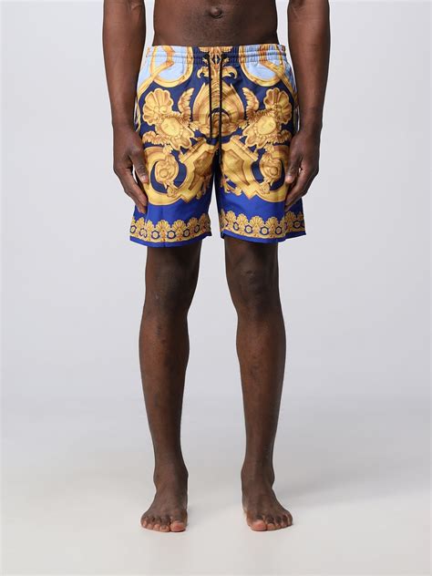 costumi versace uomo|Scopri la nuova collezione moda uomo di Versace su FARFETCH.